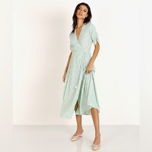 Faithfull‎ the Brand Rayon Midi Dress Green Floral Size 4 NWOT